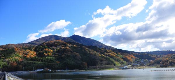 『つくし湖紅葉』の画像